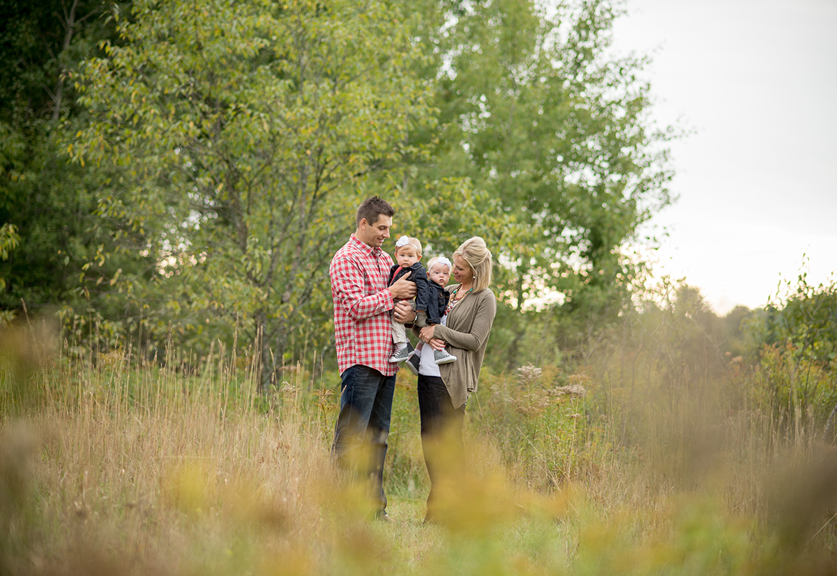 Family photographer in Muskoka