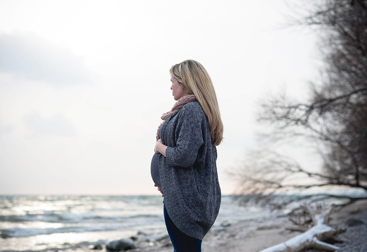 Durham Region Maternity Photographer