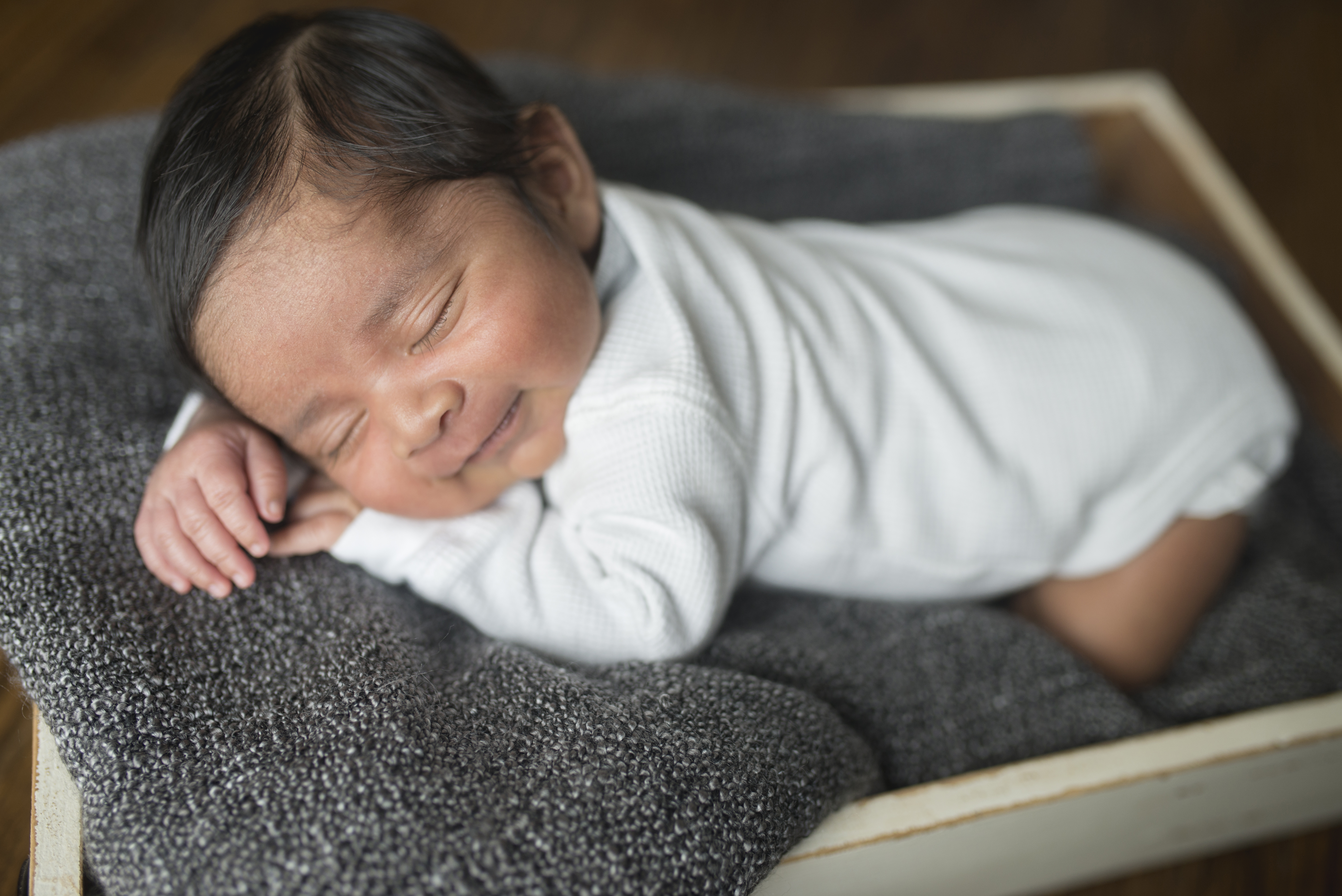 Toronto Newborn Lifestyle Photographer Oakville Burlington