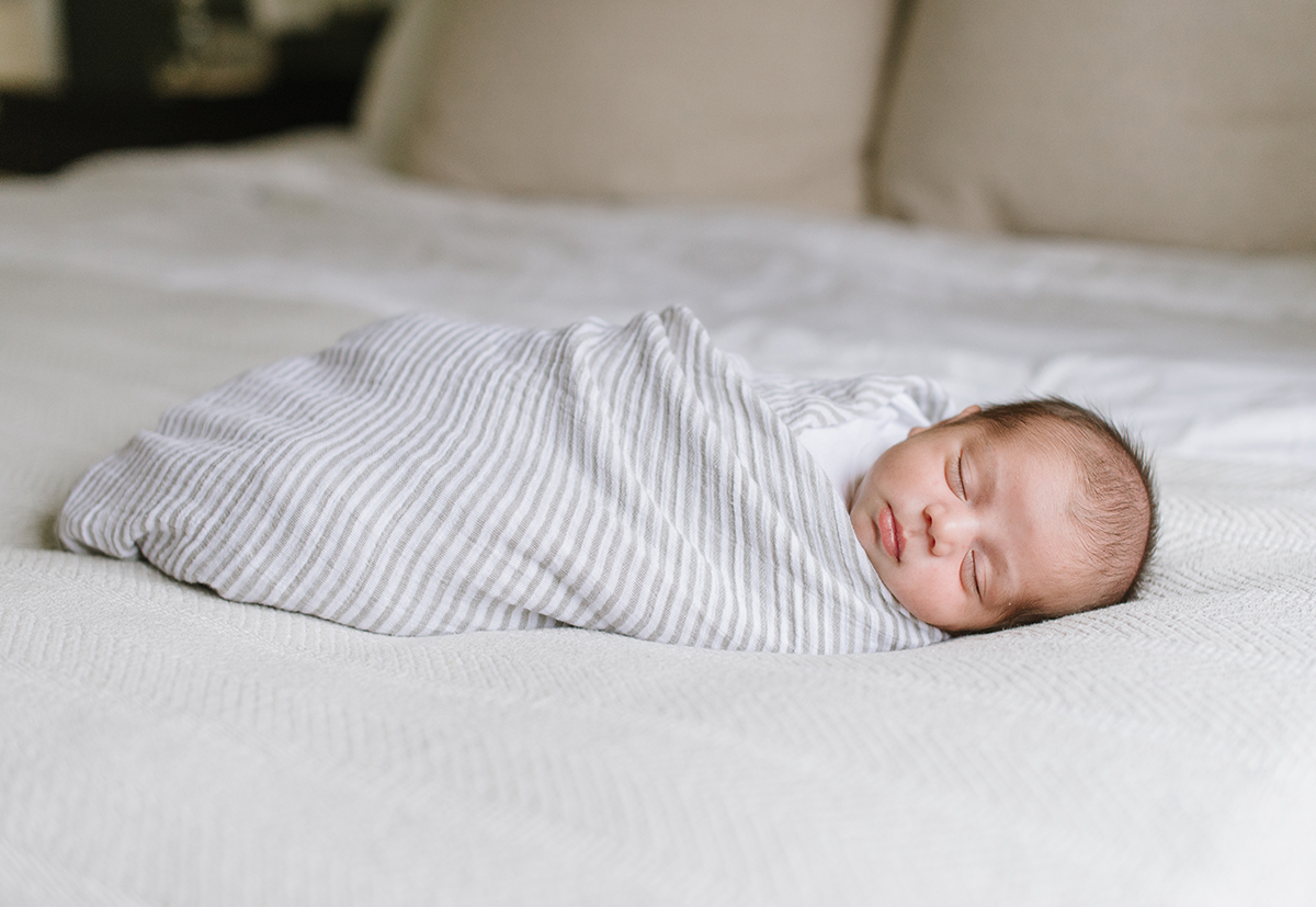 Newborn lifestyle photographer Toronto GTA 