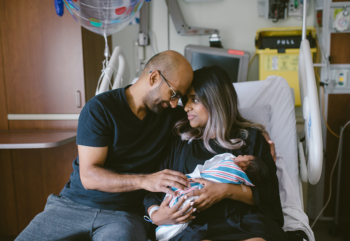 Toronto newborn photographer Fresh 48 and newborn lifestyle